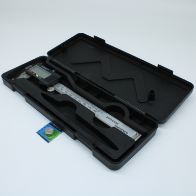 Штангенциркуль электронный 150мм